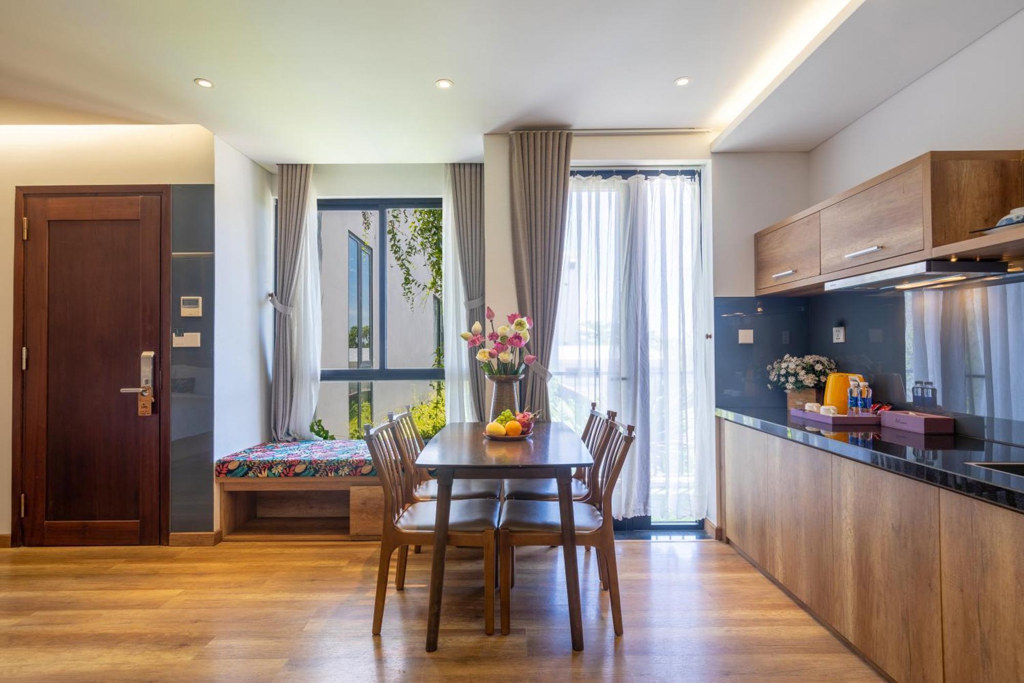 Khách sạn hẻo lánh K House