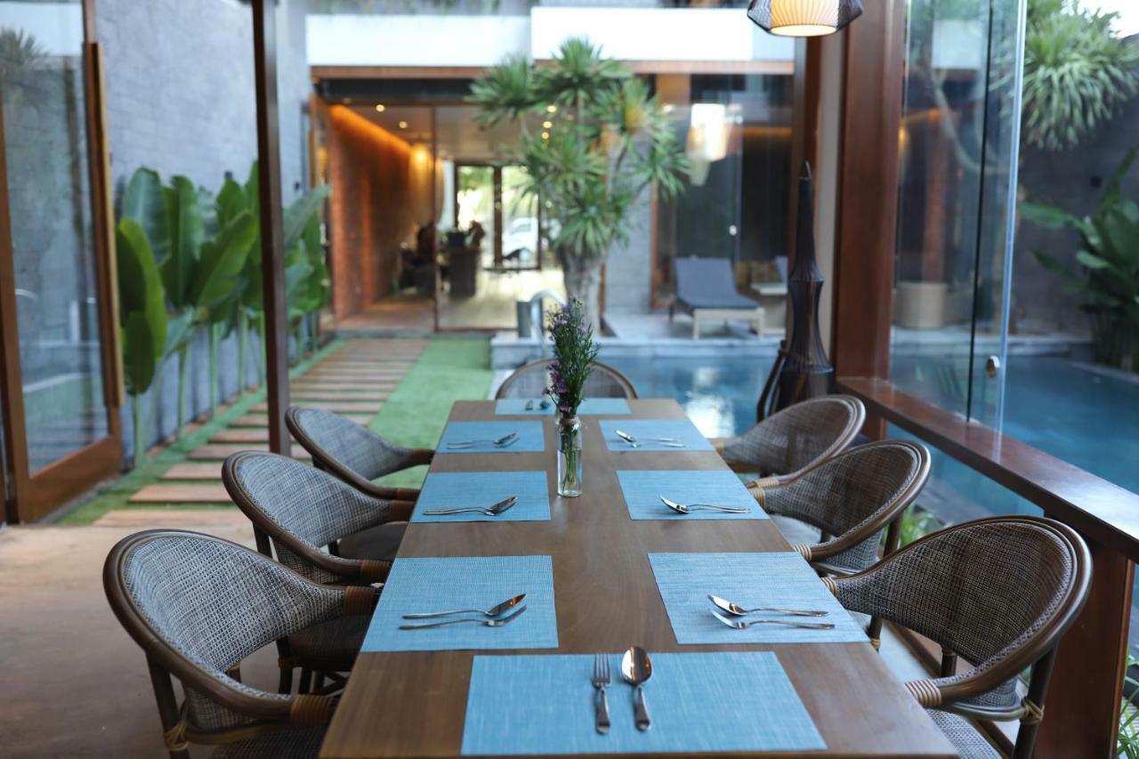 Khách sạn hẻo lánh K House